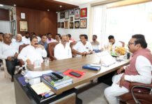 आगामी स्थानिक स्वराज्य संस्थांच्या निवडणुकीसाठी ताकदीने कामाला लागावे – महेंद्रशेठ घरत