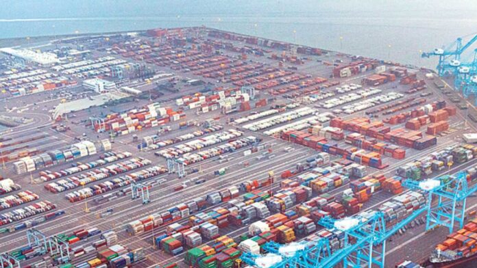 4-JNPT